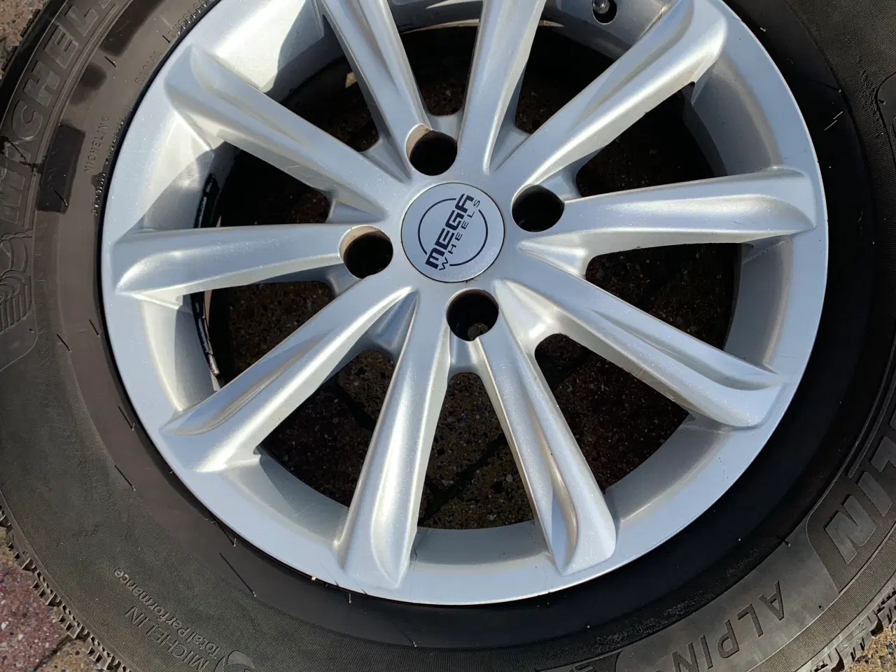 Billede 2 - Vinterdæk på aluhjul Peugeot