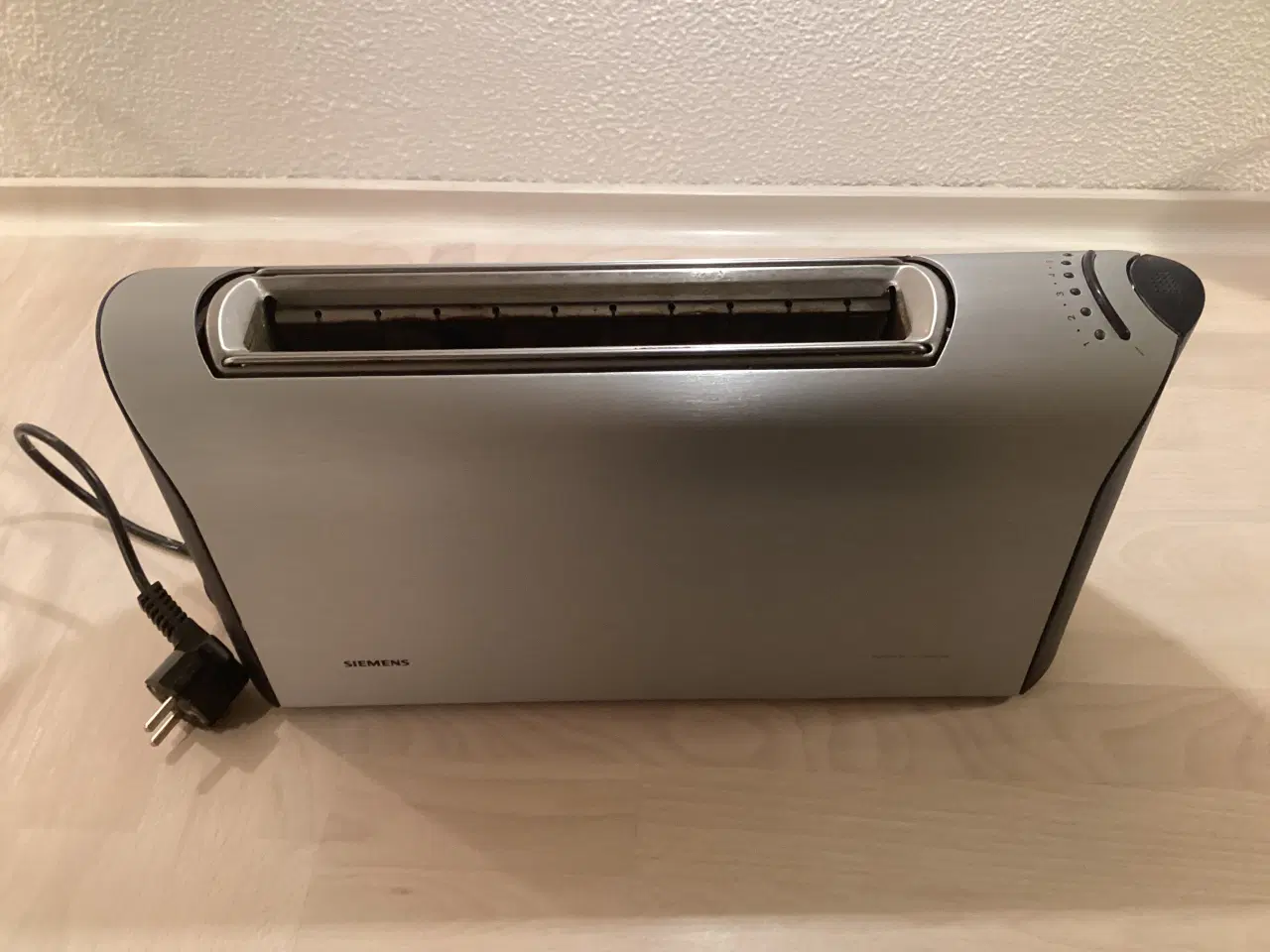Billede 1 - SIEMENS Porsche brødrister i børstet aluminium