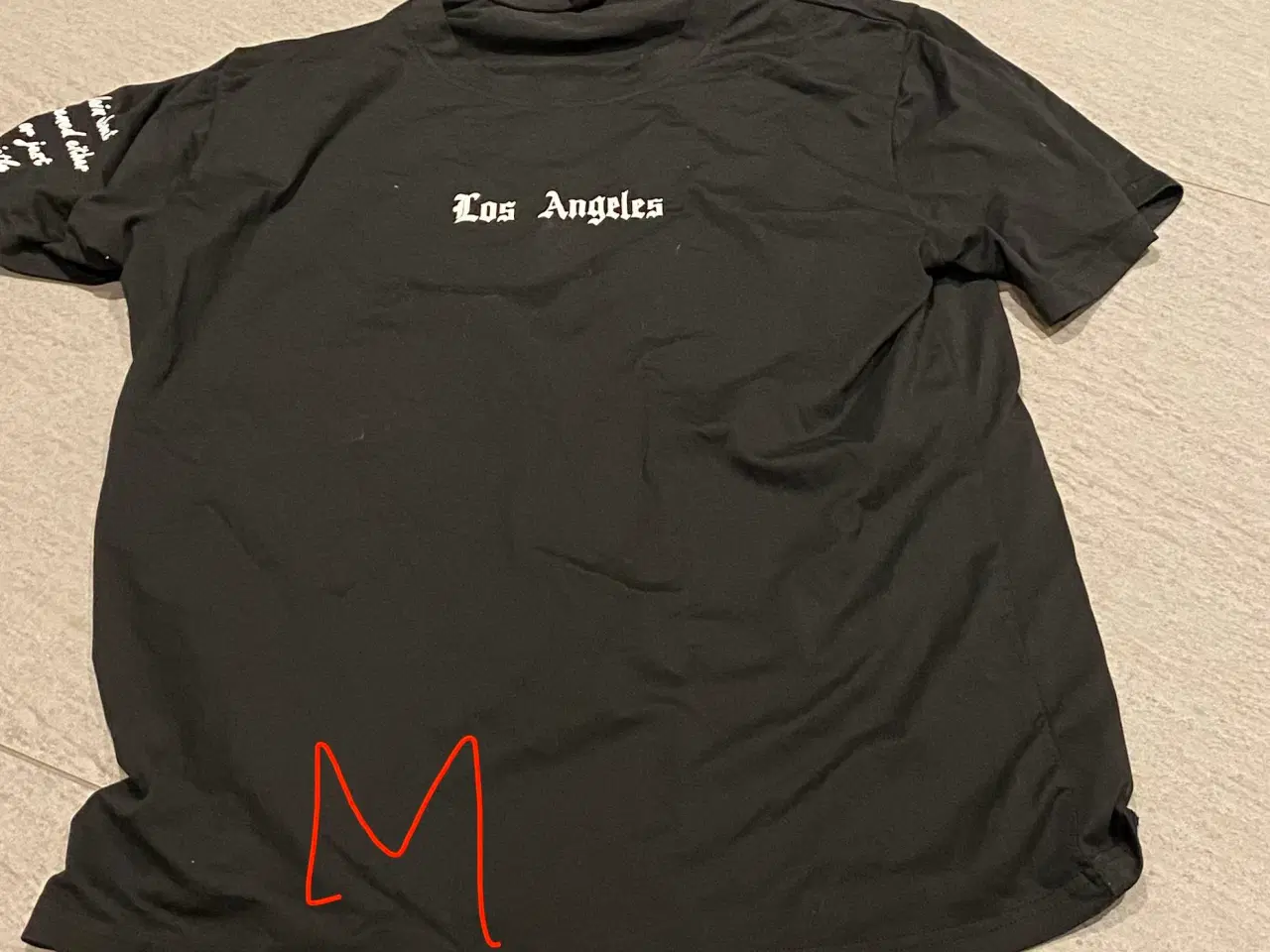 Billede 8 - Super seje bukser og T shirts