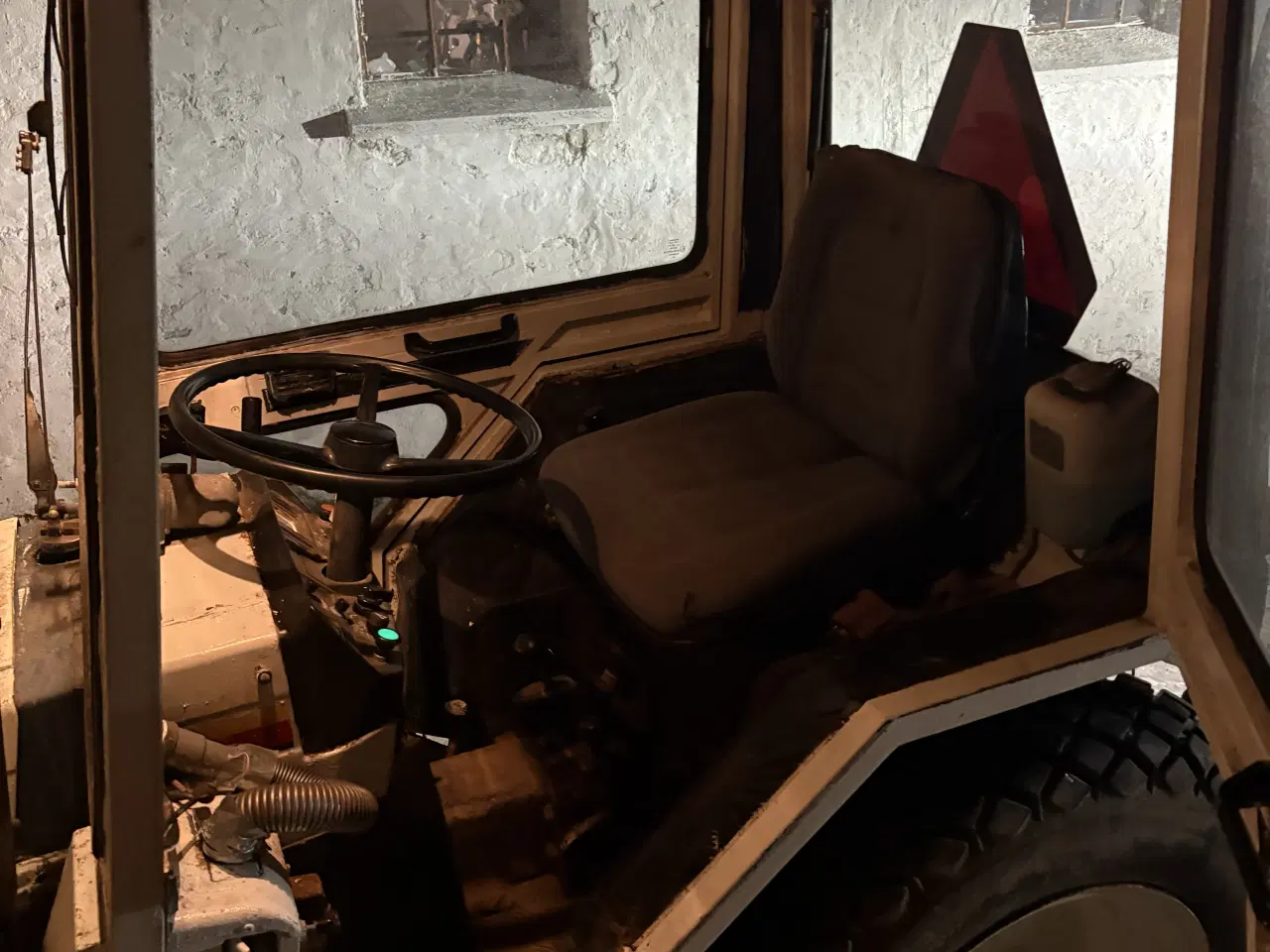 Billede 6 - Mitsubishi MT180D 4X4 Mini Traktor med kost 