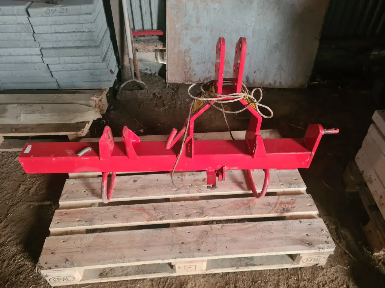 Billede 1 - trepunkt ophæng til en taarup grønhøster