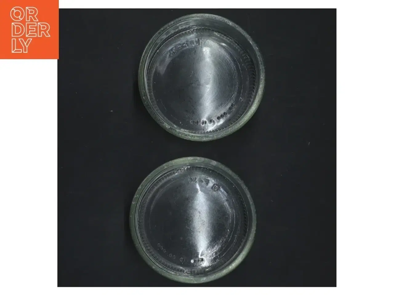 Billede 2 - To glasfade (str. Ø 9x3,5 cm)