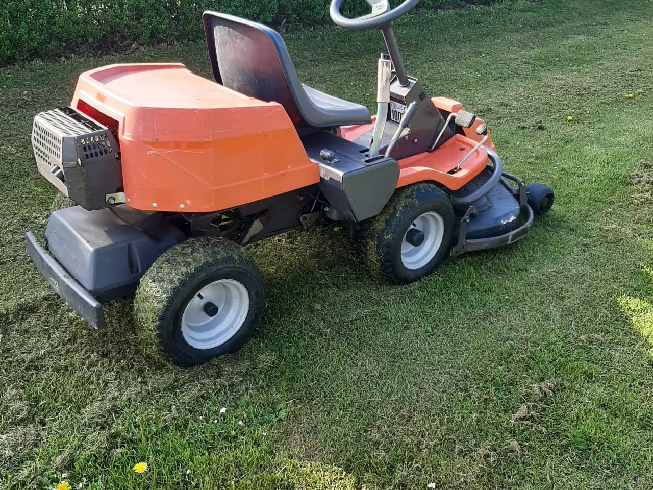 Billede 1 - Husquana plæneklipper.