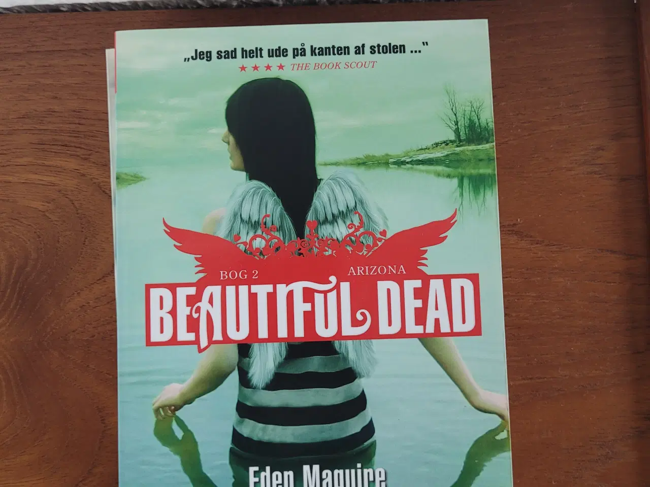 Billede 3 - Bogserie: Beautiful Dead 1-4