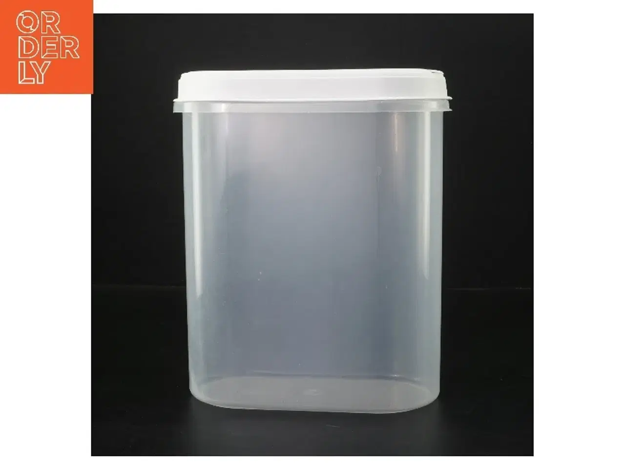 Billede 1 - Plastikbeholder med låg (str. 22x17x10 cm)