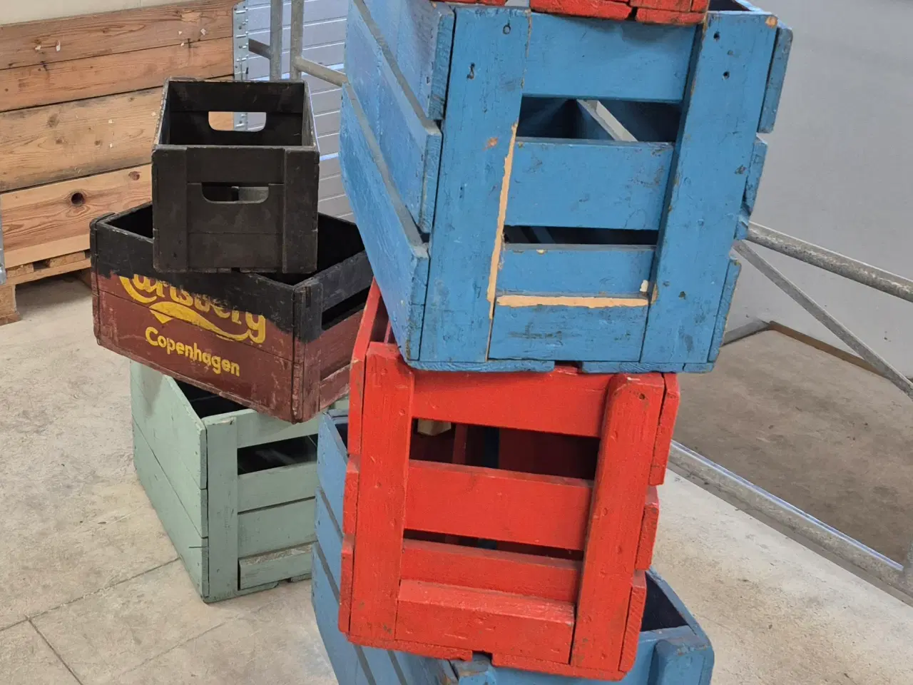 Billede 5 - Tidligere ølkasser - Malede