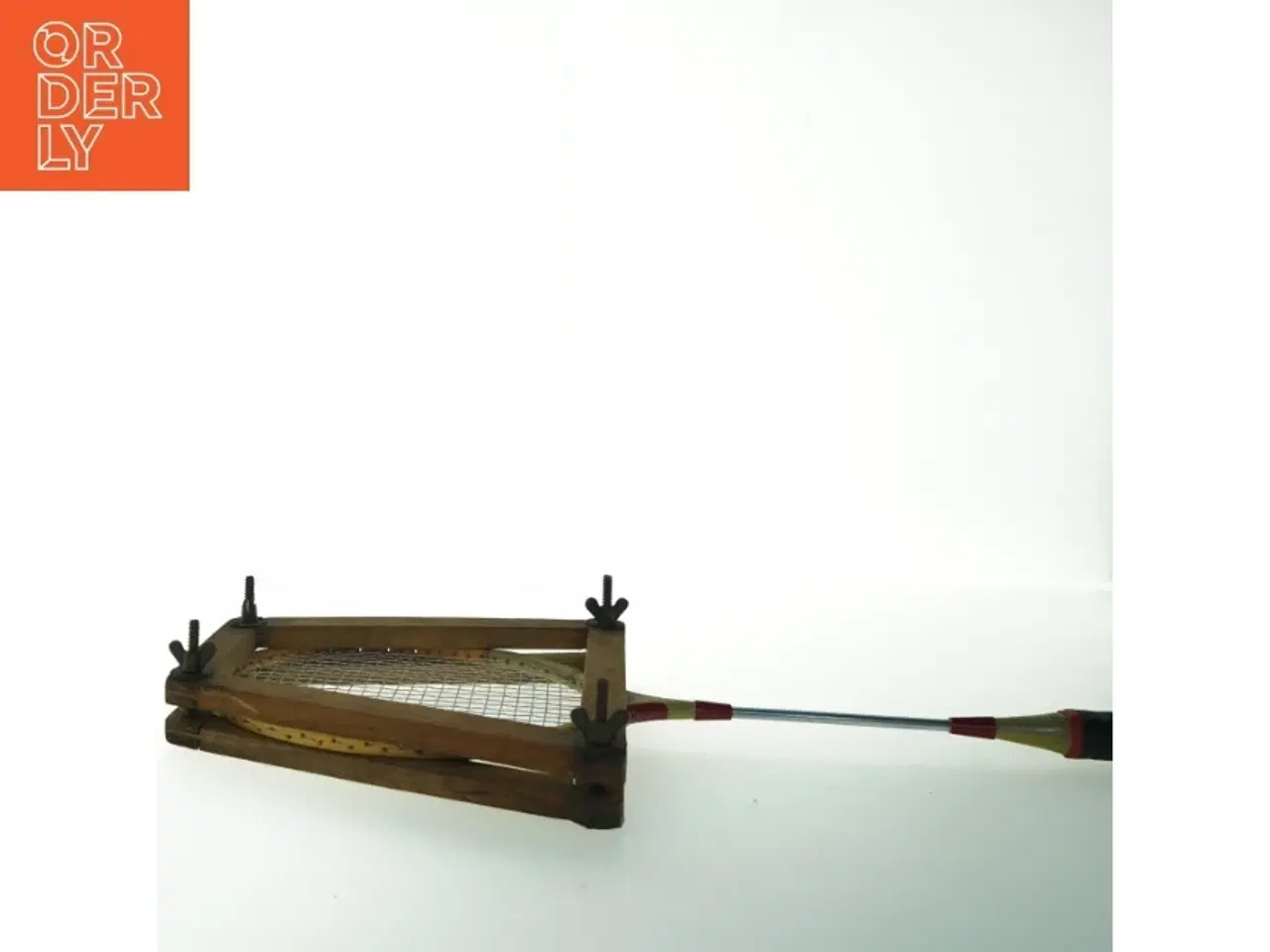 Billede 3 - Retro badminton ketcher med træramme fra Britooods (str. 68x20 cm)