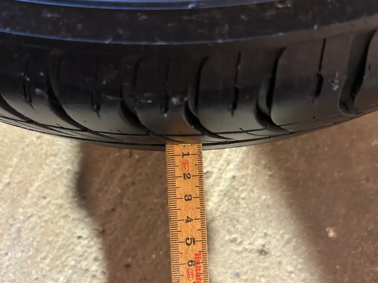 Billede 6 - 4 Michelin Energy Saver dæk med fælge 175/65 R14
