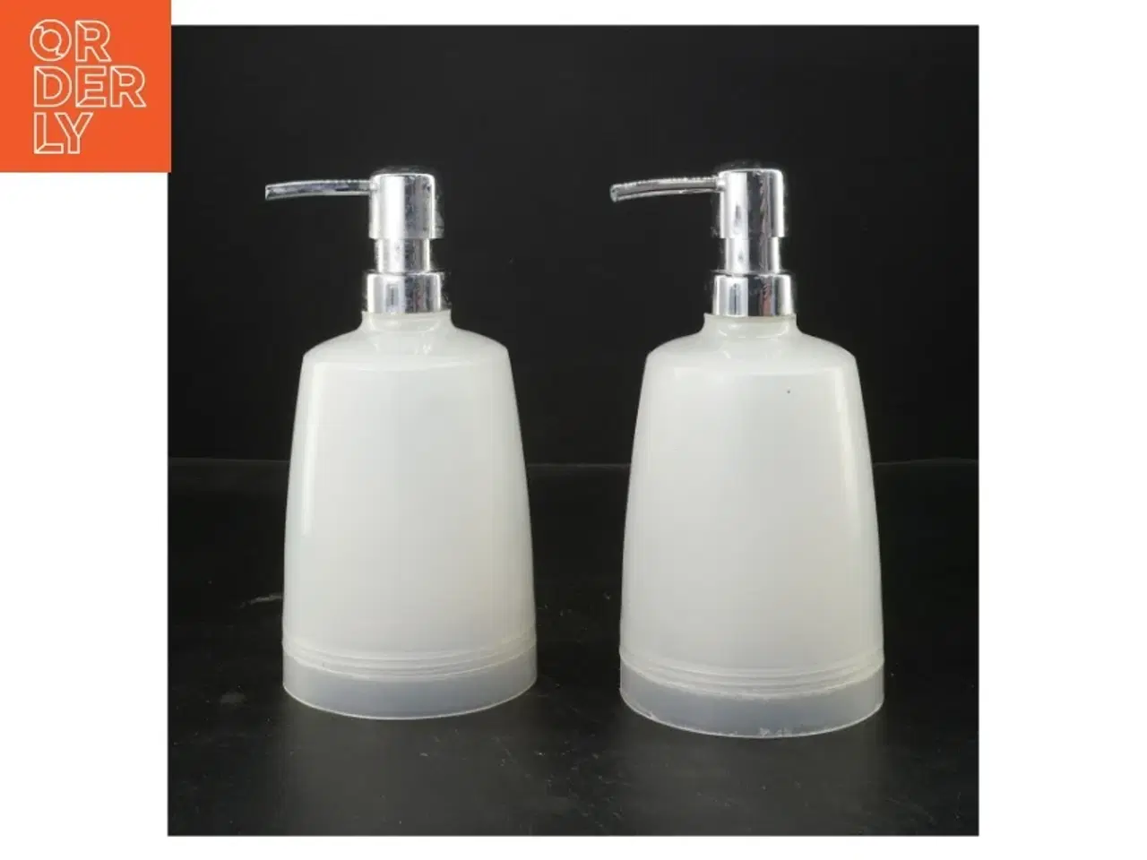 Billede 1 - Sæt af sæbedispensere fra Dkw (str. 20 cm)