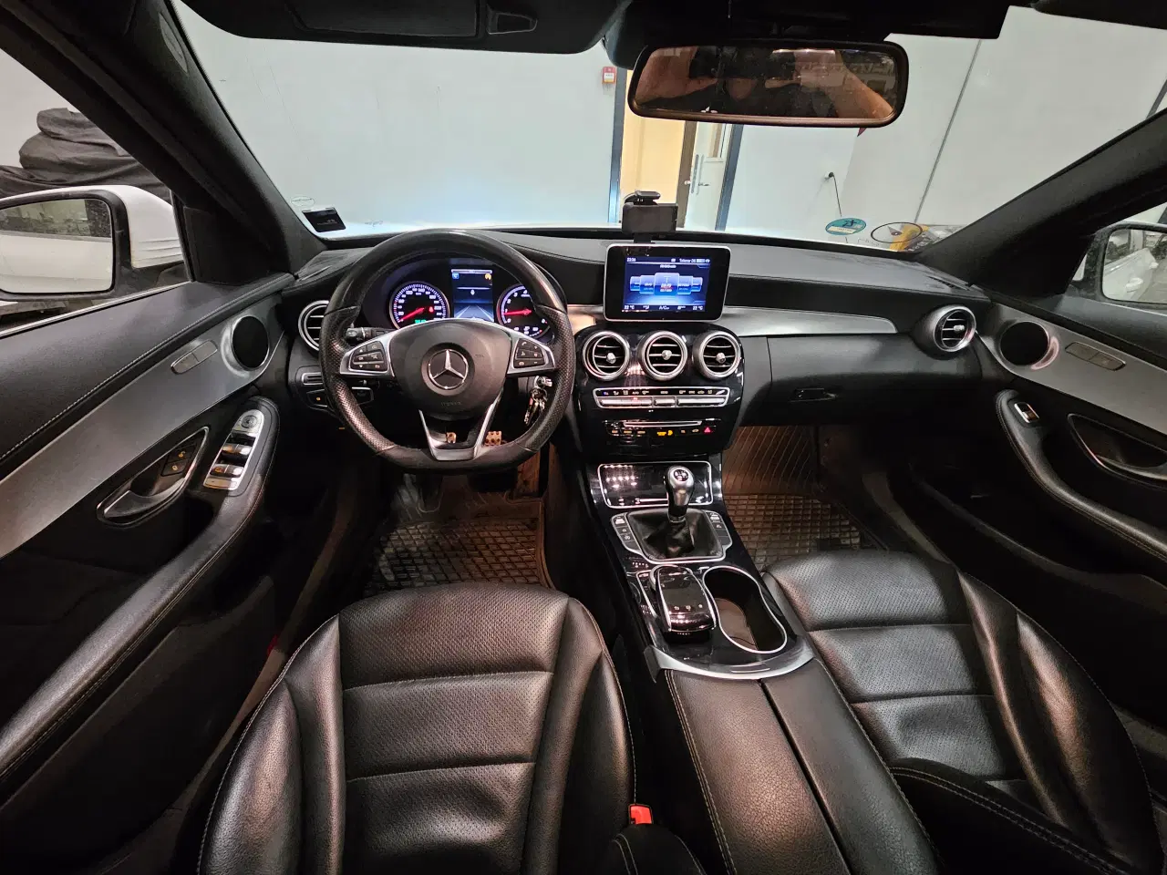 Billede 3 - Mercedes 180t AMG line.