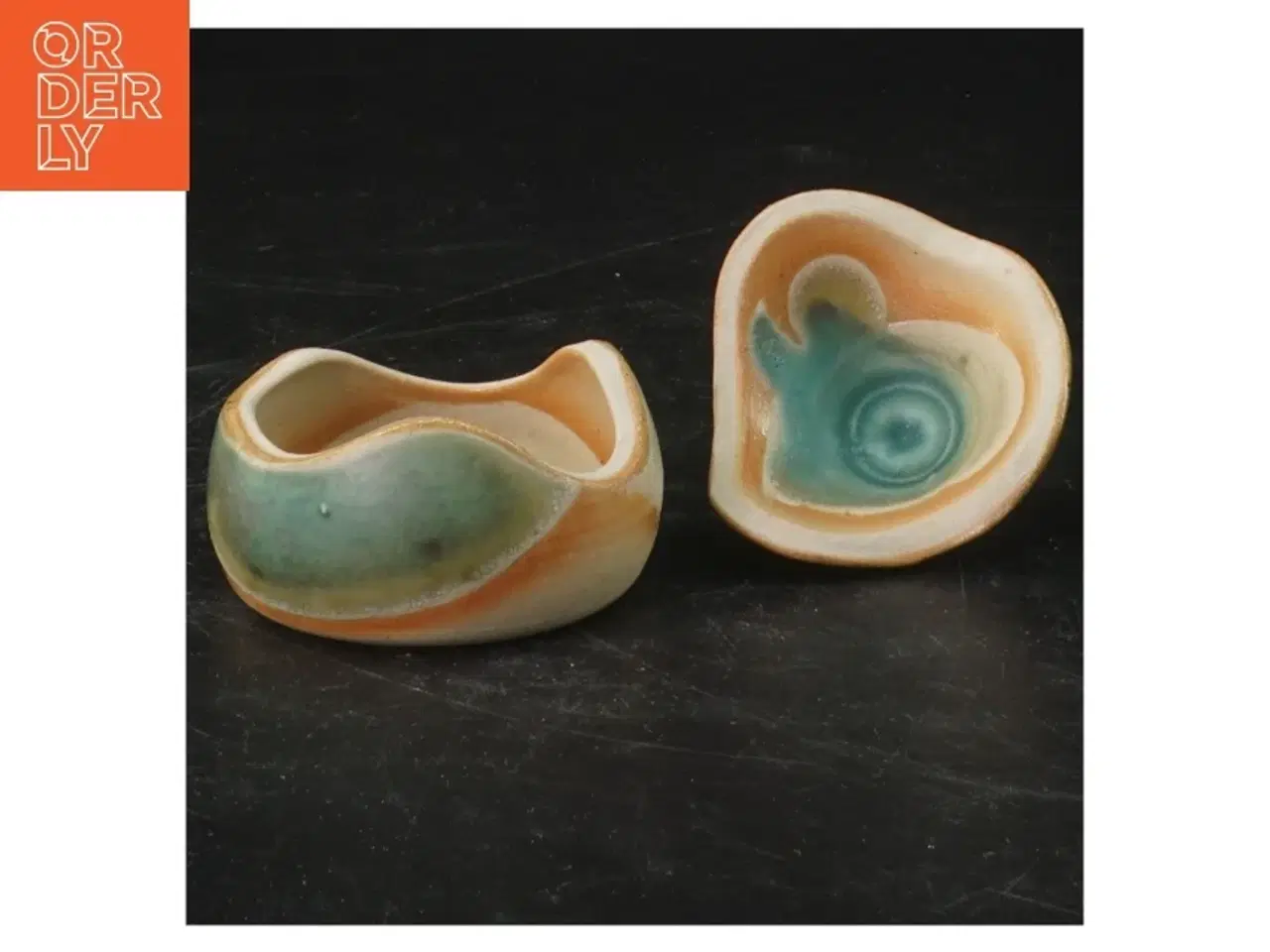 Billede 2 - Keramisk skål med låg (str.  6x6 cm)