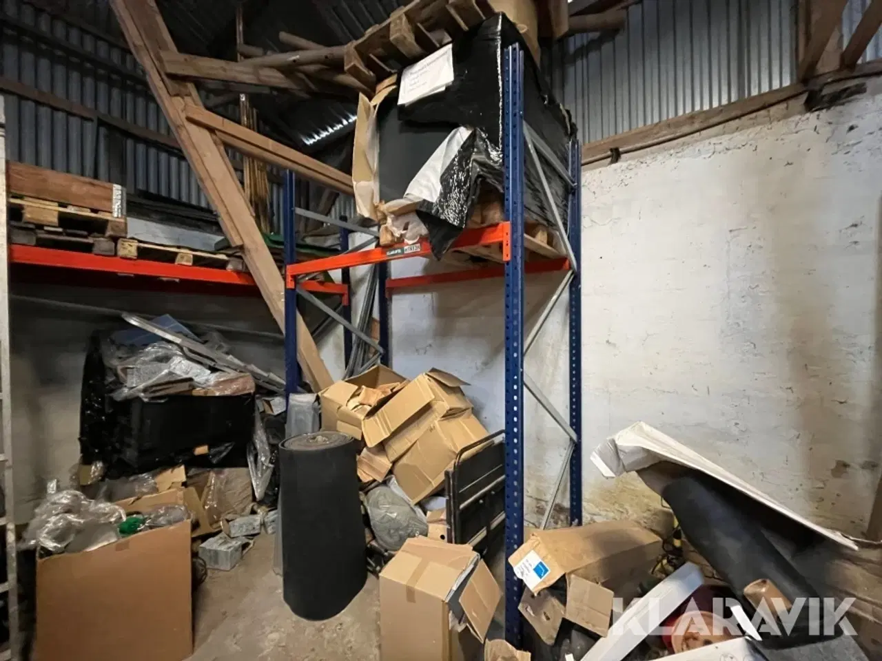 Billede 1 - Reol system med blandet tilbehør.
