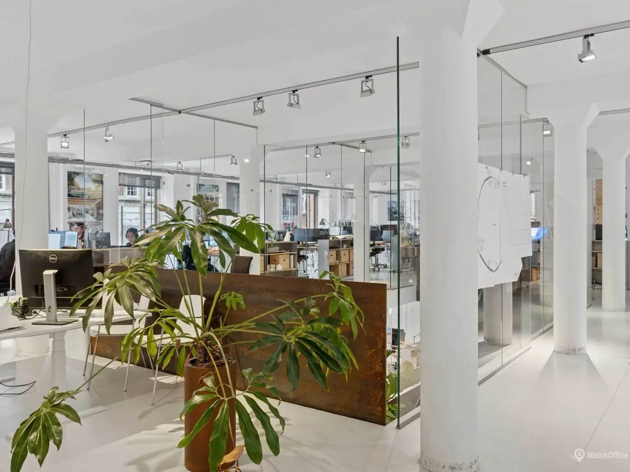 Billede 3 - Kontorlejemål i karakteristisk ejendom på Islands Brygge – tæt på Islands Brygge metrostation.