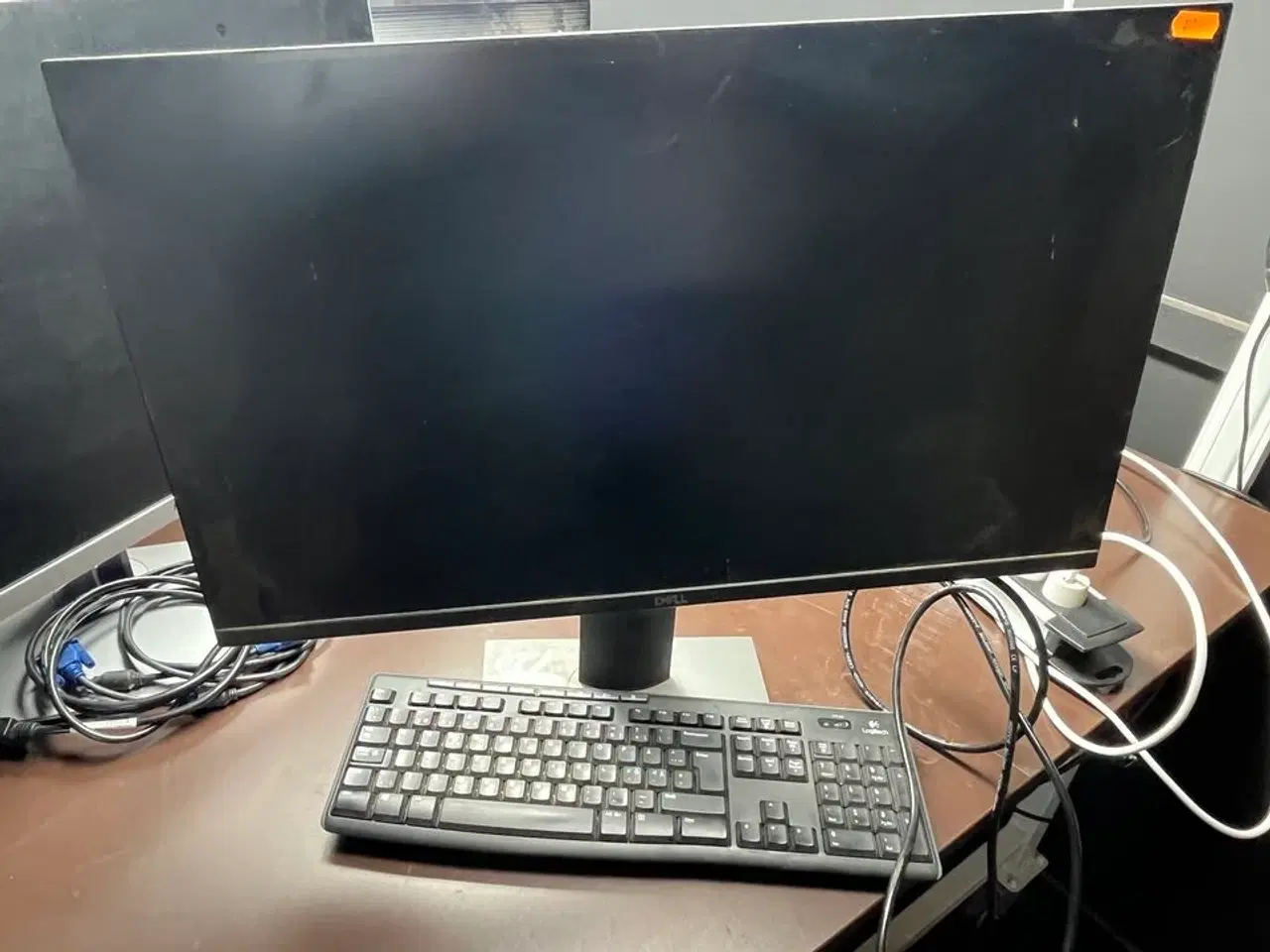 Billede 7 - 2 stk. PC Skærm 27" DELL, 24" HP  + 1 tastatur