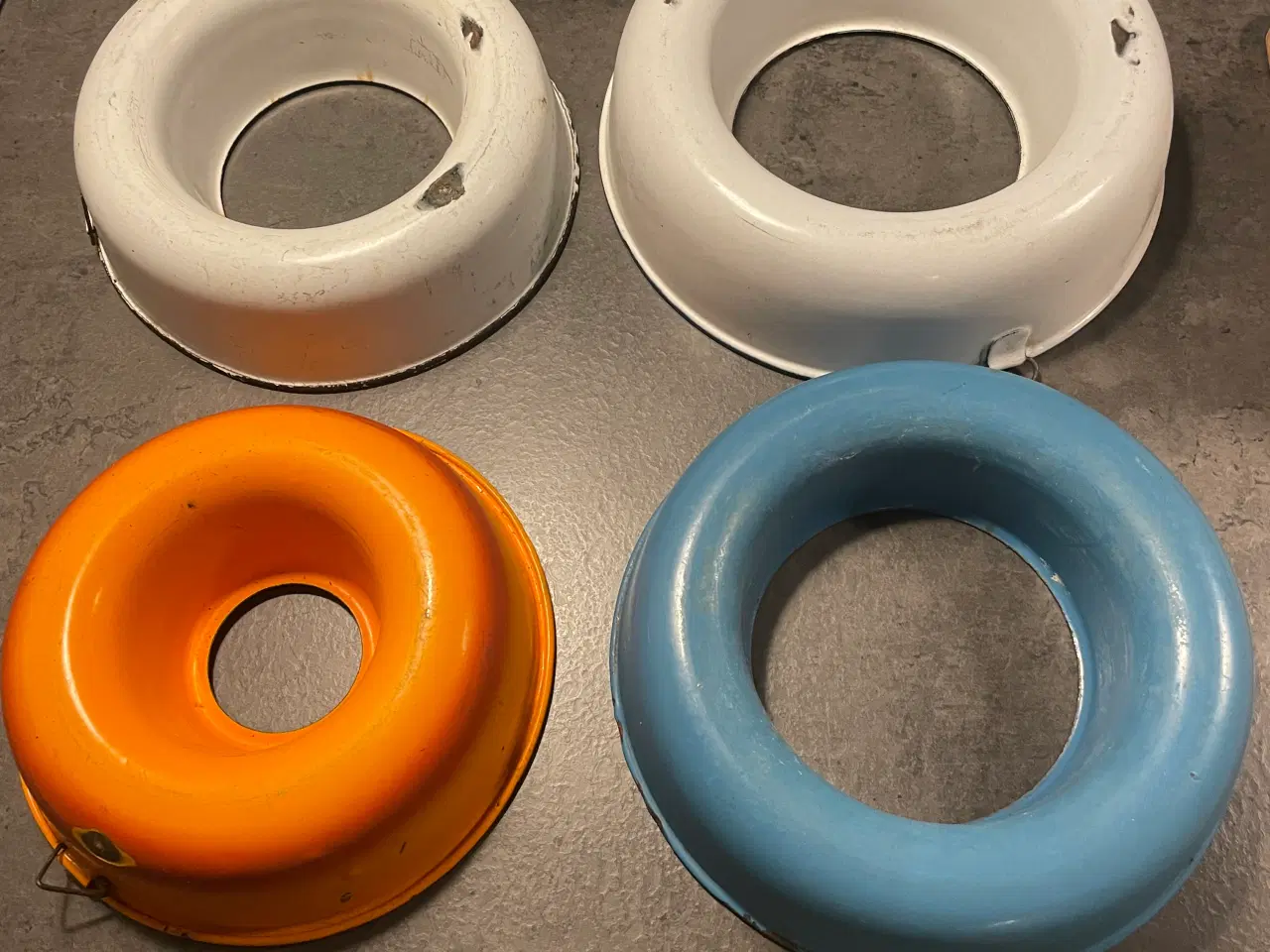 Billede 3 - Randform emalje hvid blå