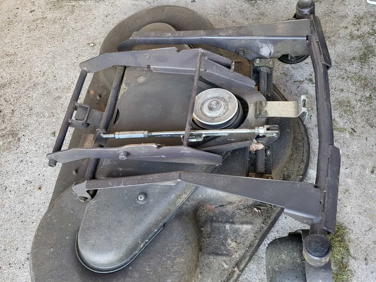 Billede 1 - Brugt klippebord til Husqvarna p524 efi.
