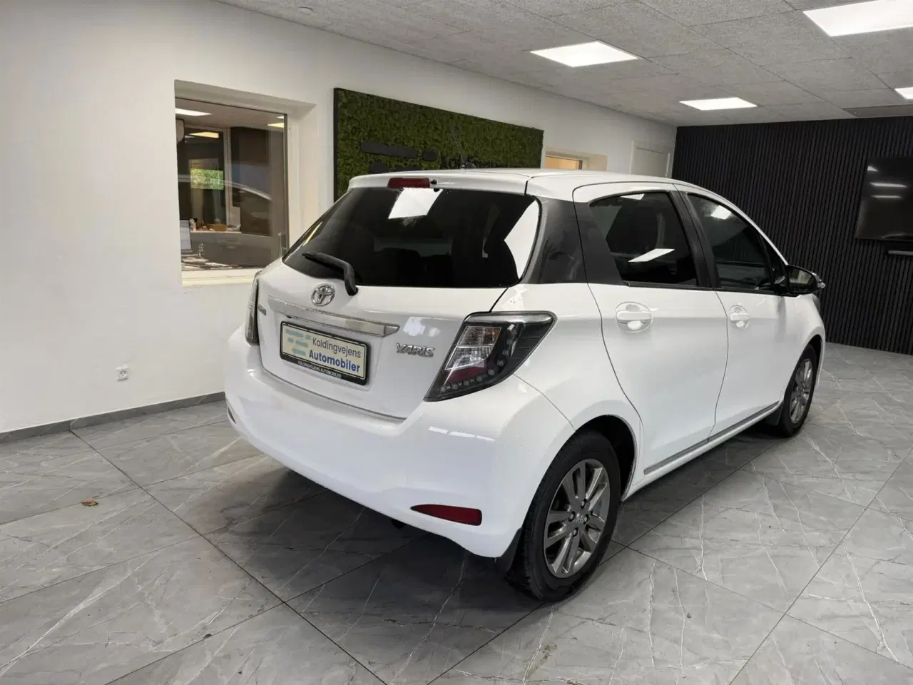Billede 4 - Toyota Yaris 1,0 VVT-I T2 Style 69HK 5d