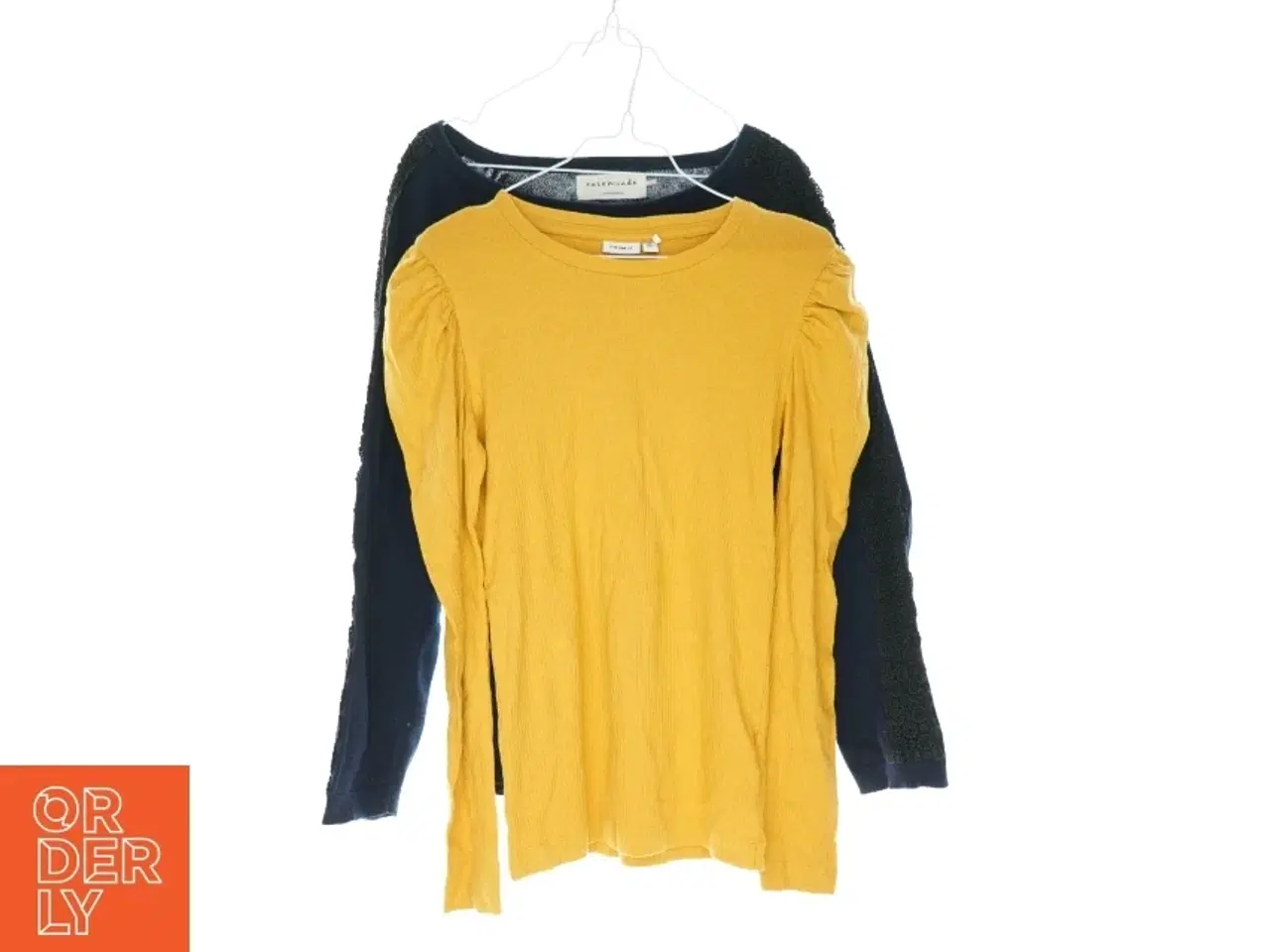 Billede 1 - Bluse (2 stk.) fra Rosemunde og Name It (str. 134 cm)