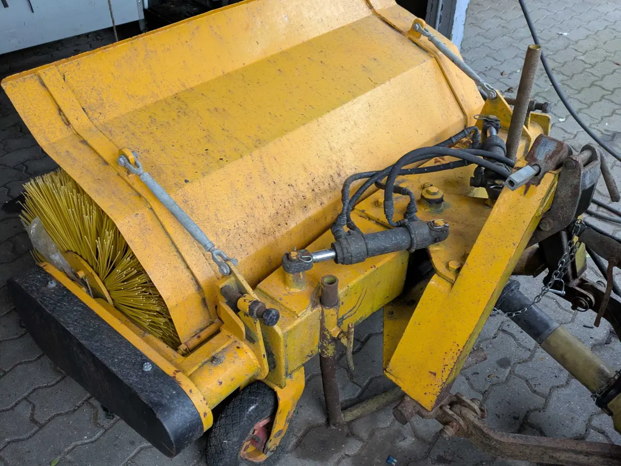 Billede 4 - Fin Stensballe kost sælges