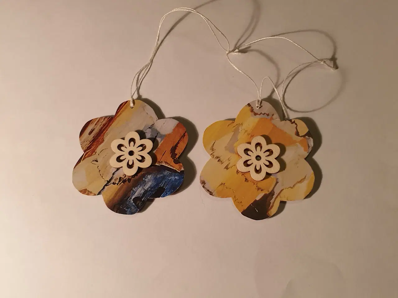 Billede 1 - Papirpynt Støtter Danske Hospitalsklovne Se 4 foto