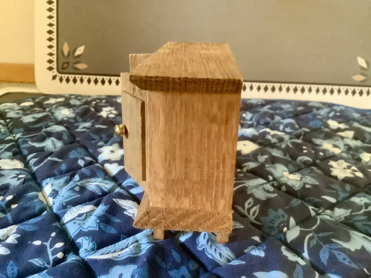 Billede 4 - Dukkehus møbler.Lisa dukkehus skænk.