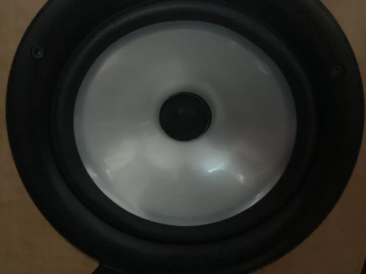 Billede 2 - KEF Q 65.2 gulvhøjttaler-bud modtages