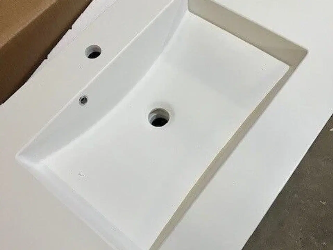 Billede 5 - KUMA vask m. LED lys