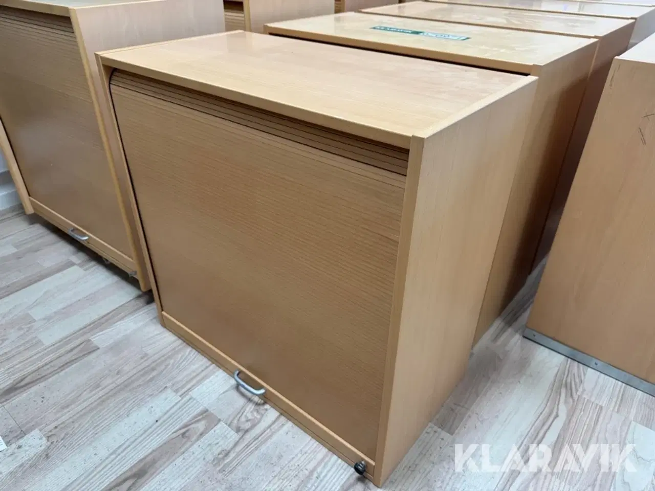 Billede 1 - Skabe/reoler 5 styks