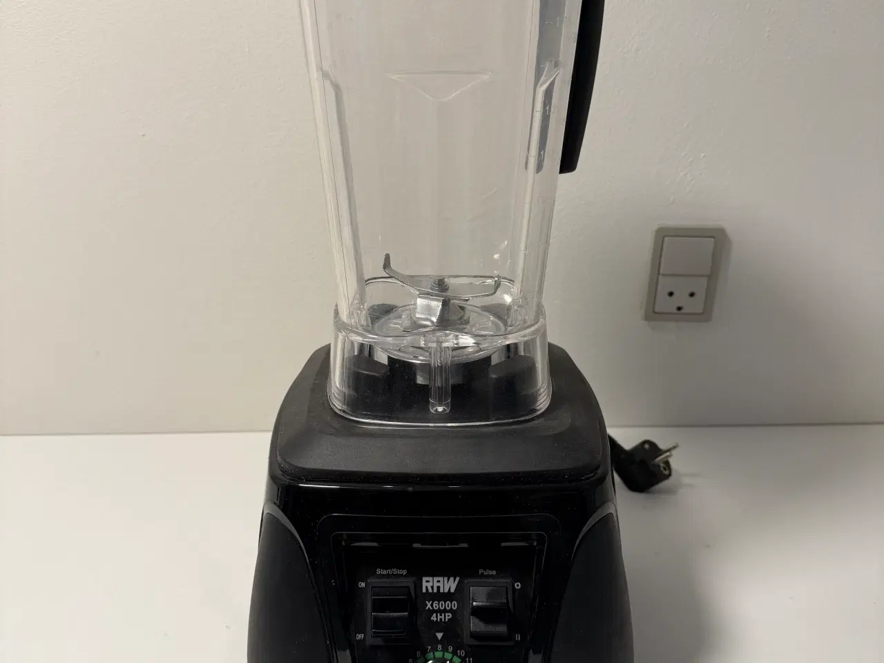 Billede 1 - Raw x6000 4 Hp
