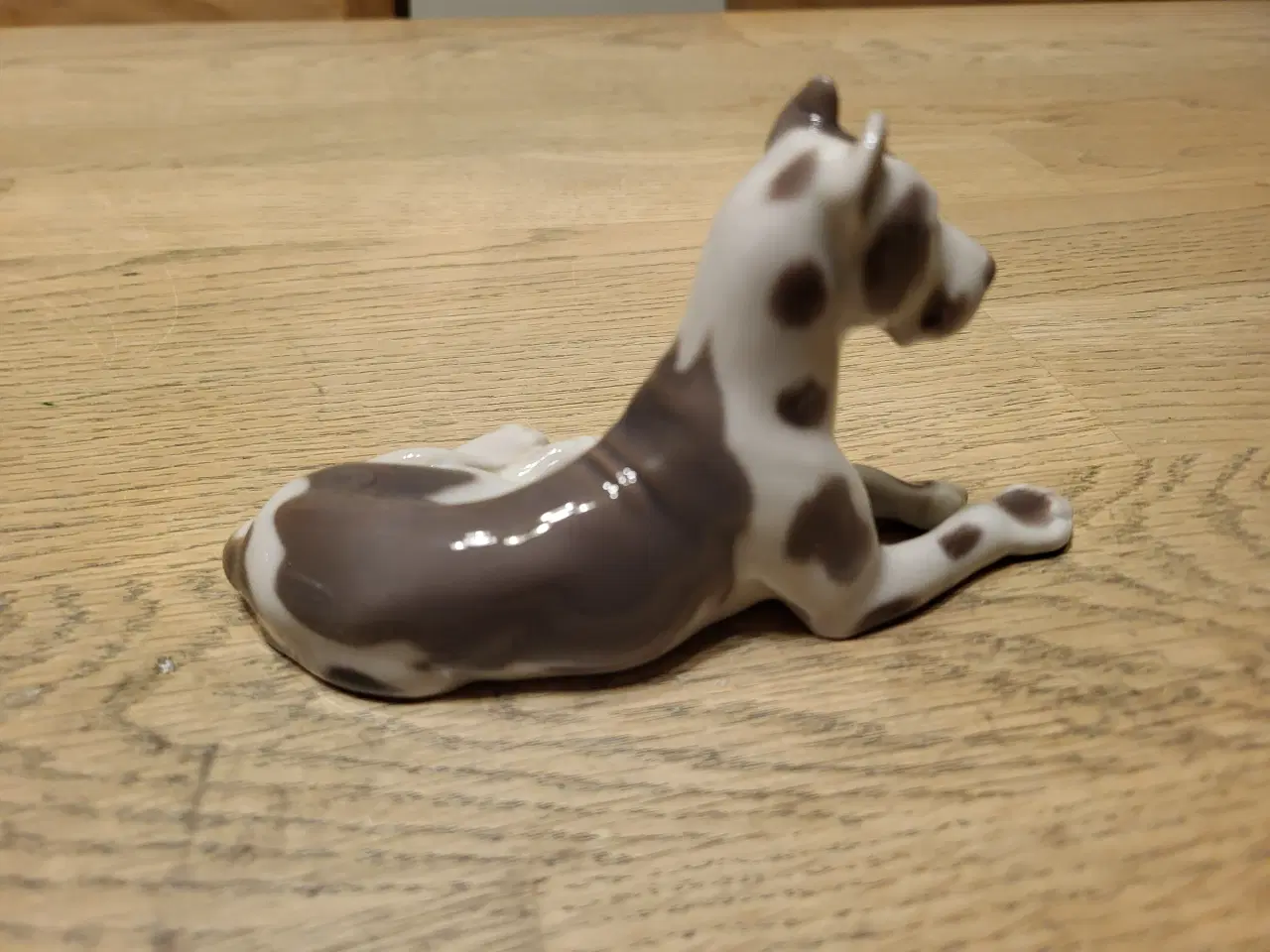 Billede 3 - Porcelæn Hund  300 kr. Nr. 2190 