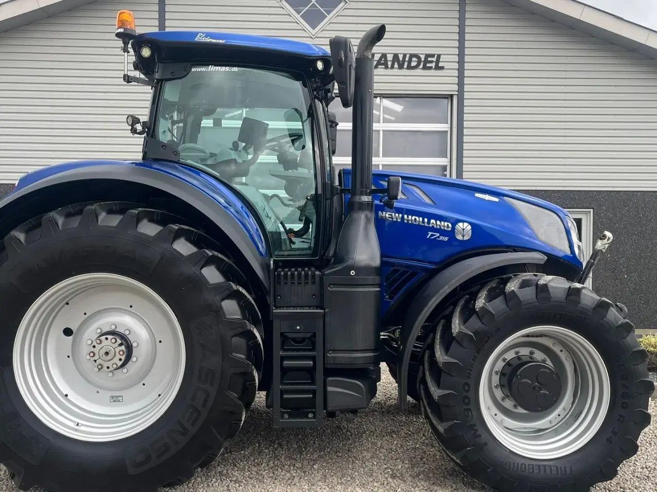 Billede 4 - New Holland T7.315 Auto Command BluePower med frontlift