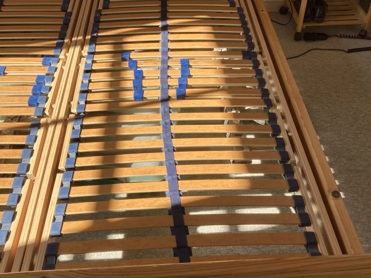 Billede 4 - Dobbeltseng med fyldninger i gavle