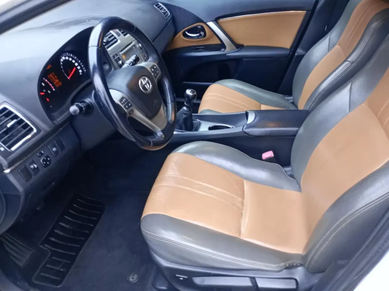 Billede 5 - Toyota Avensis 2,0 D-4D T2 stc.