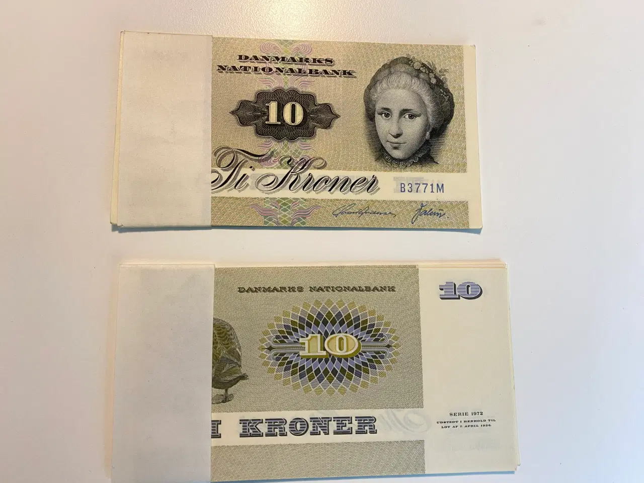 Billede 1 - Danske 10kr sedler fra 1977, kval 0 aldrig rørt