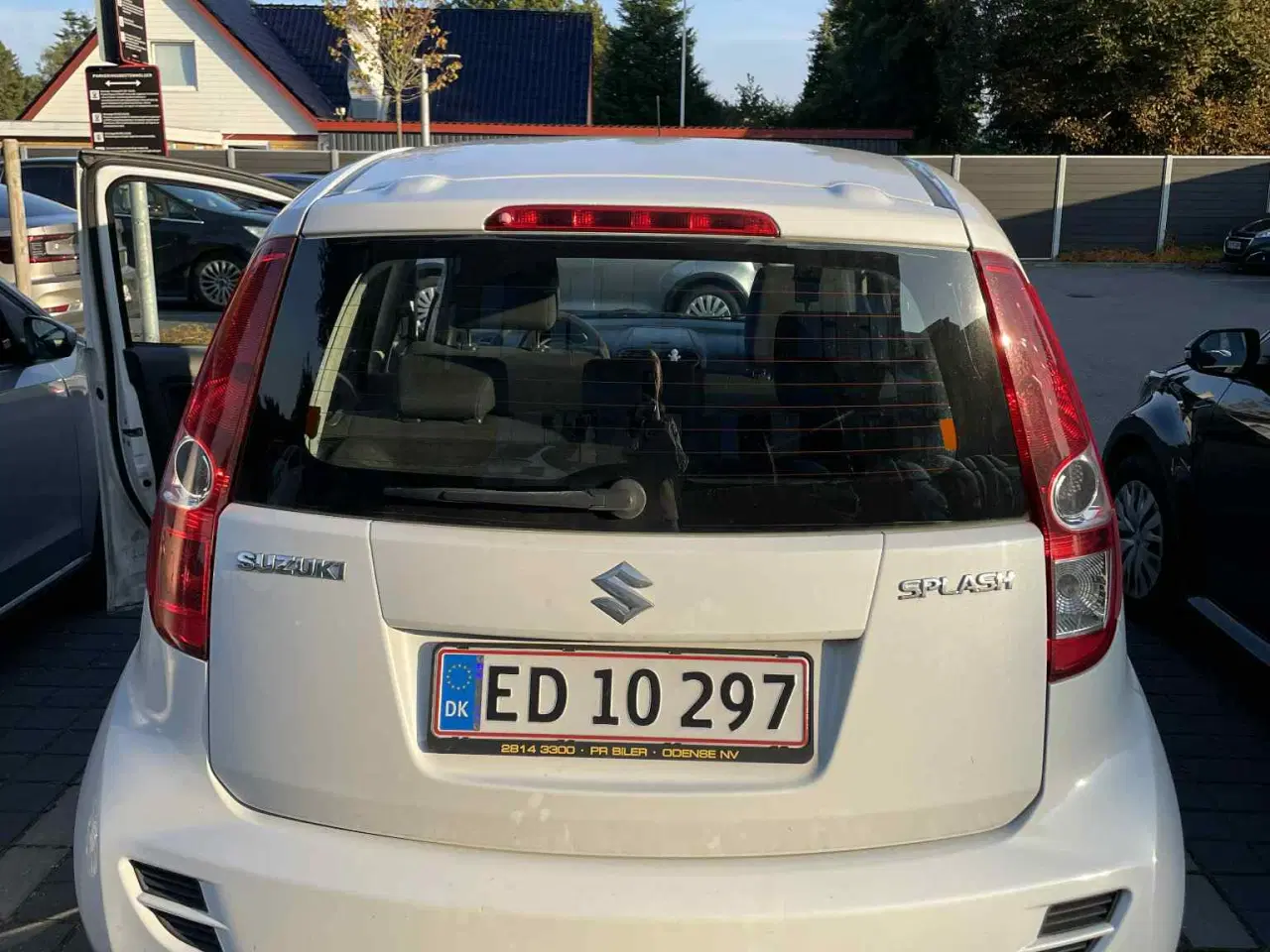 Billede 2 - Rigtig fin og billig bil