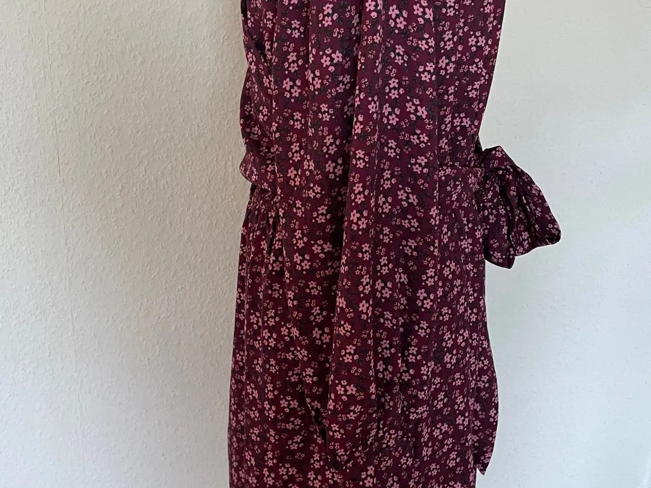 Billede 3 - Flot kjole fra Fashion Union, str. 50