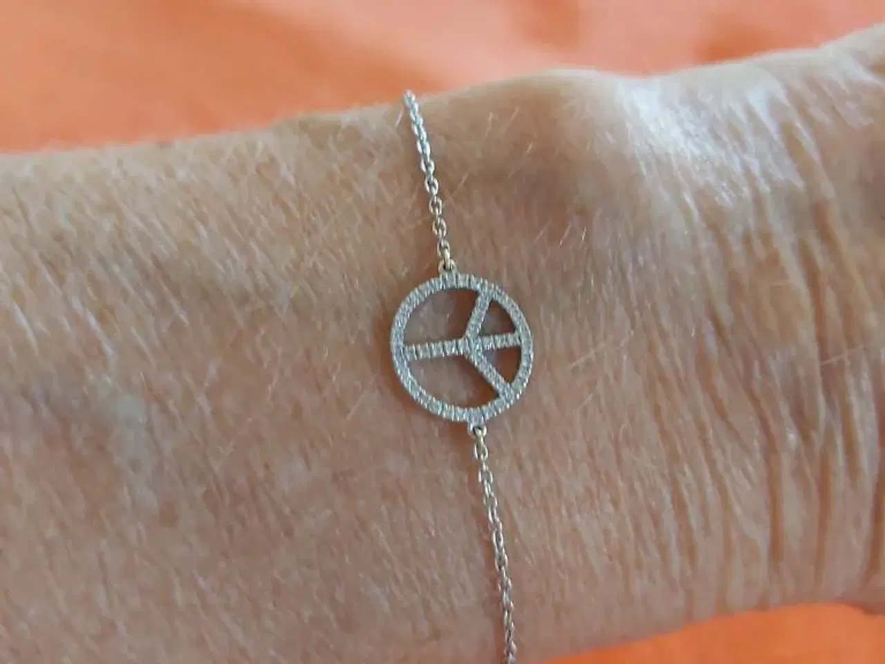 Billede 3 - Brilliant PEACE Armbånd