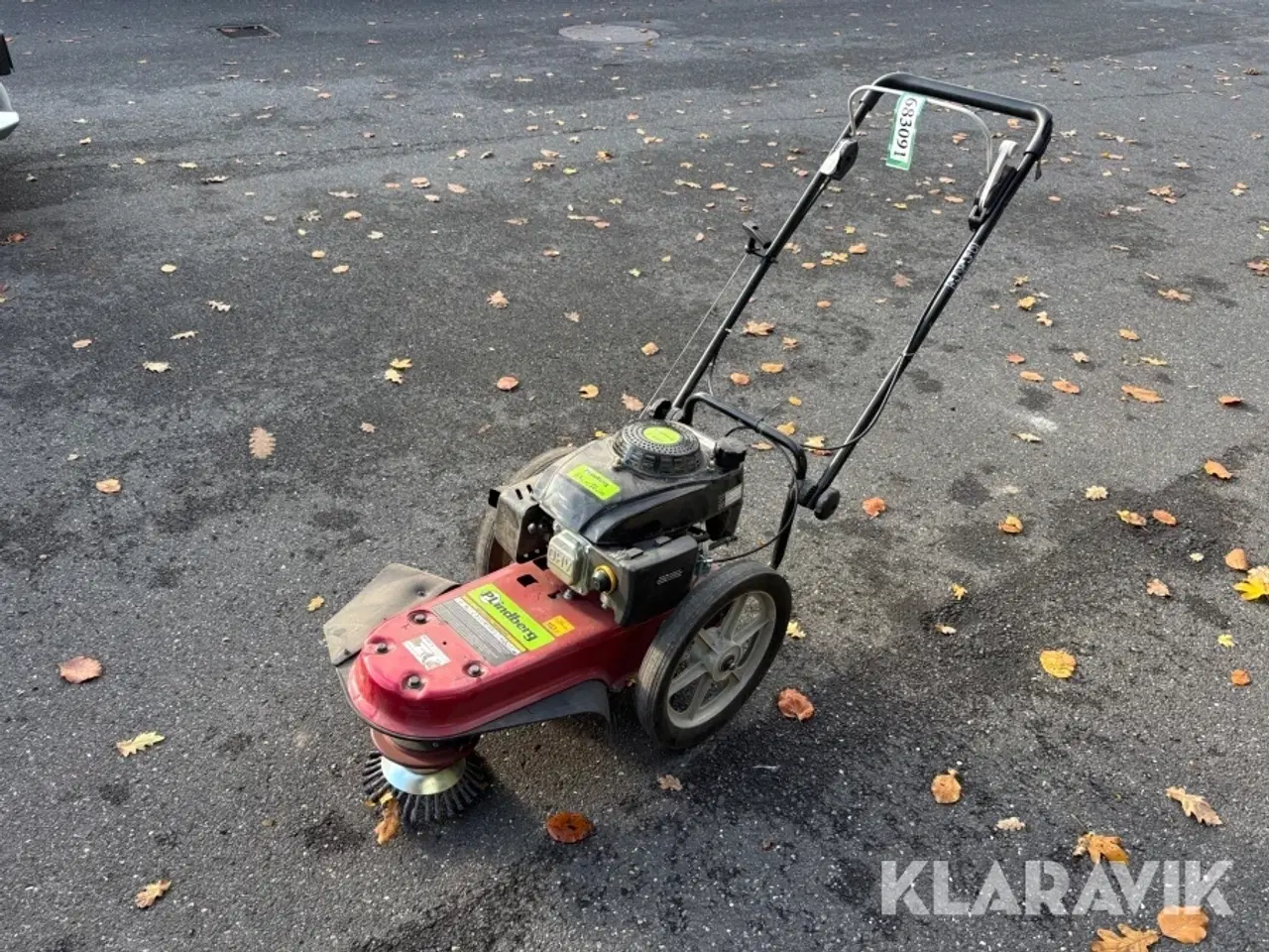 Billede 1 - Græstrimmer/Fliserenser P.Lindberg 5.8 HK
