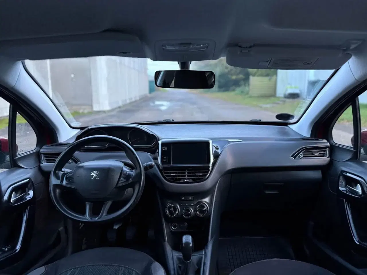 Billede 9 - 🚗 Peugeot 208 1.2 Benzin – 2013– Flot, velholdt o