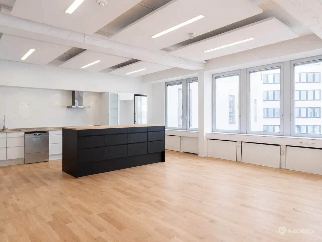 Billede 4 - Centralt og lyst kontorlejemål 50 meter fra metro