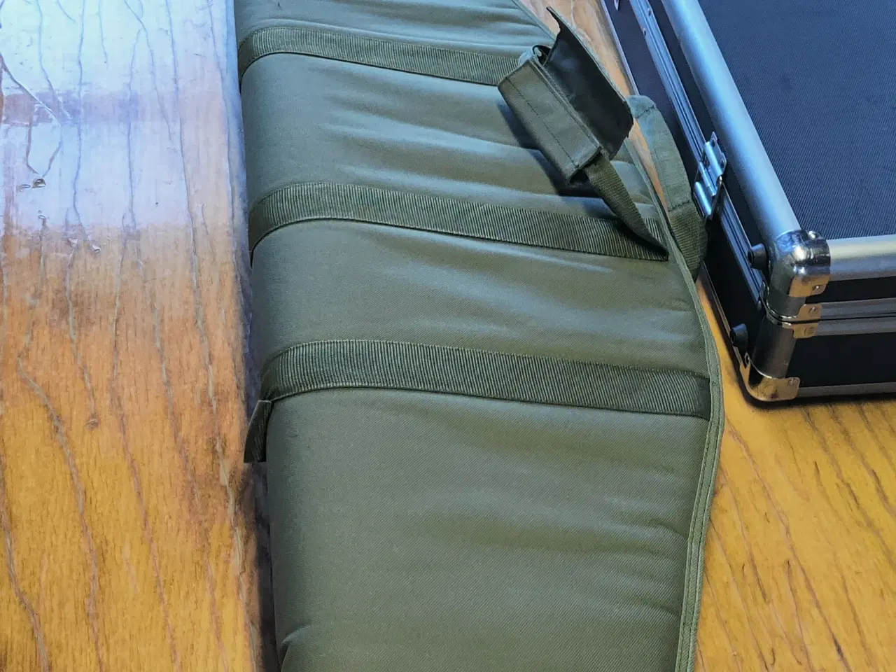 Billede 8 - Tikka m.595 308.winmed dæmper og ekstra magasiner