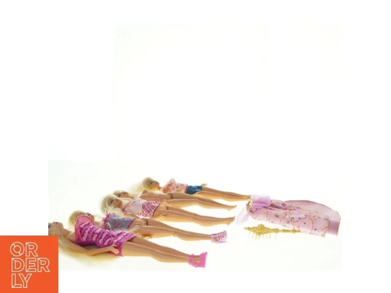 Billede 2 - Dukker med tøj og tilbehør fra Barbie