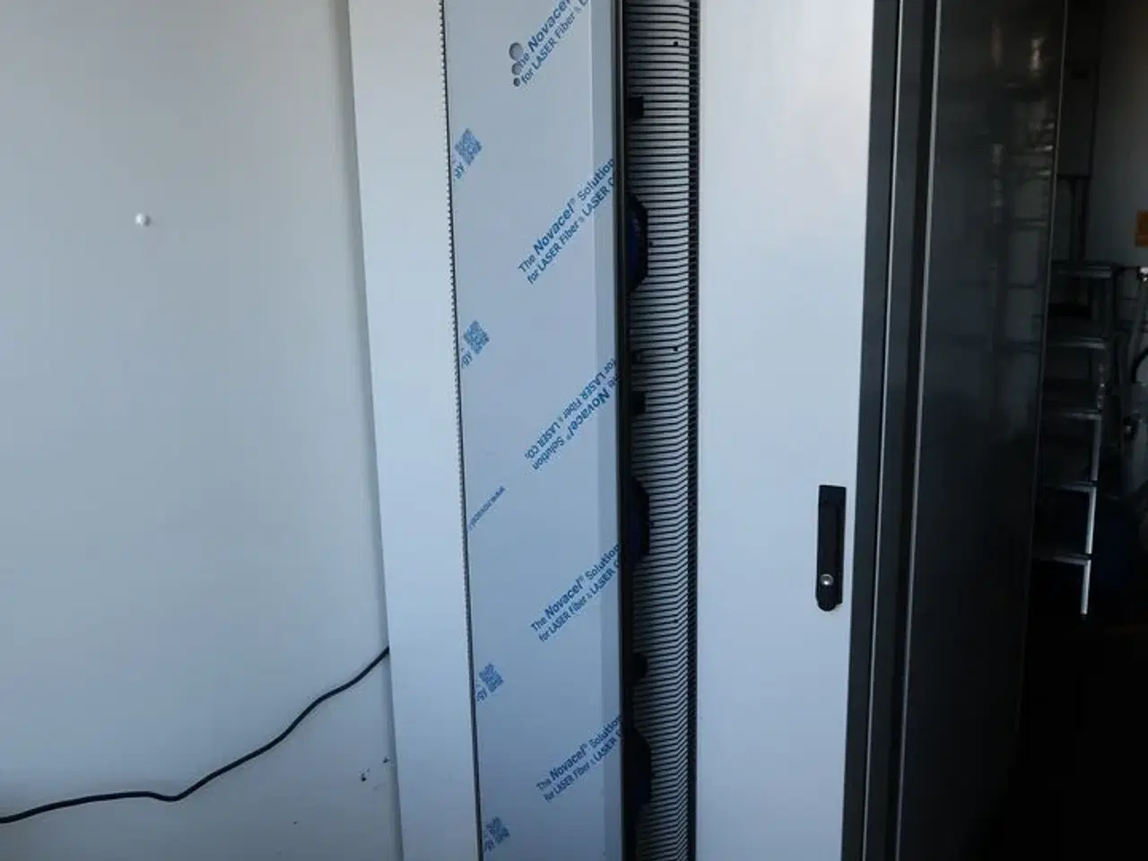 Billede 15 - 20 fods isolering container indrettet som testcenter af overskudsvarme (læs beskrivelse)