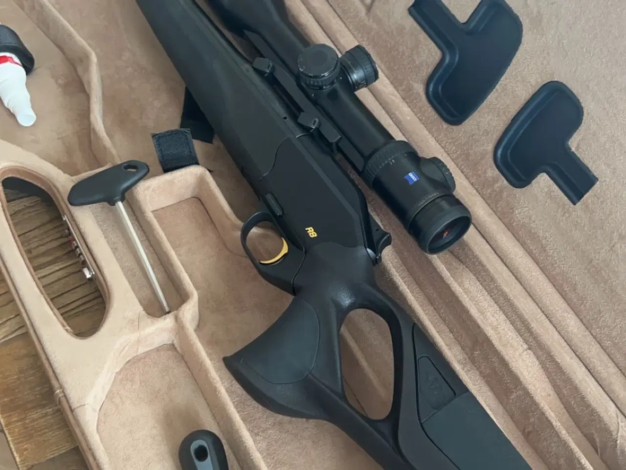Billede 1 - Blaser r8 våbenkuffert