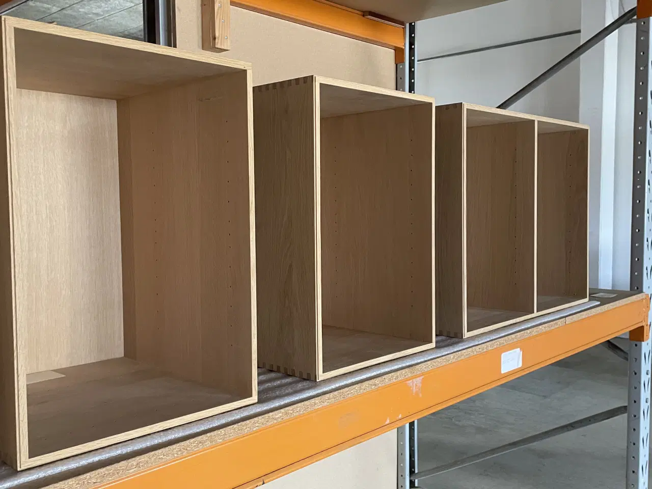 Billede 6 - Køb de sidste møbler samlet