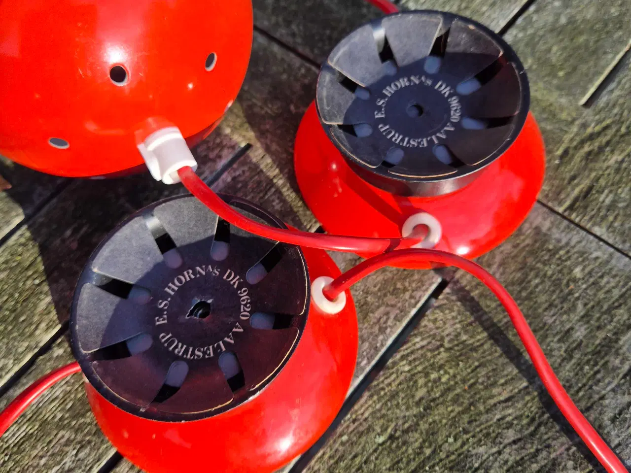 Billede 10 - Velholdte rødorange magnetlamper 