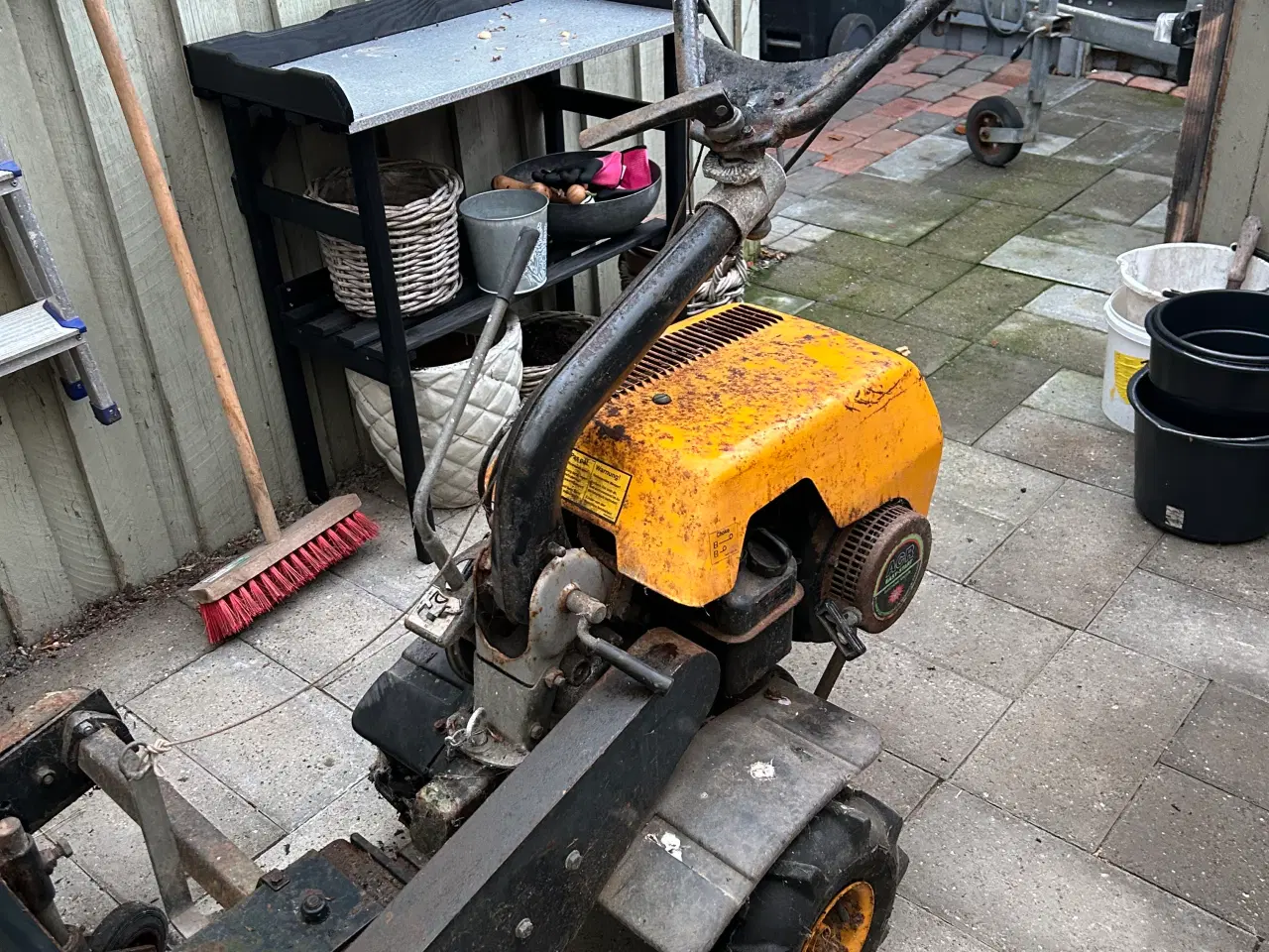 Billede 2 - Stiga 550 fejemaskine