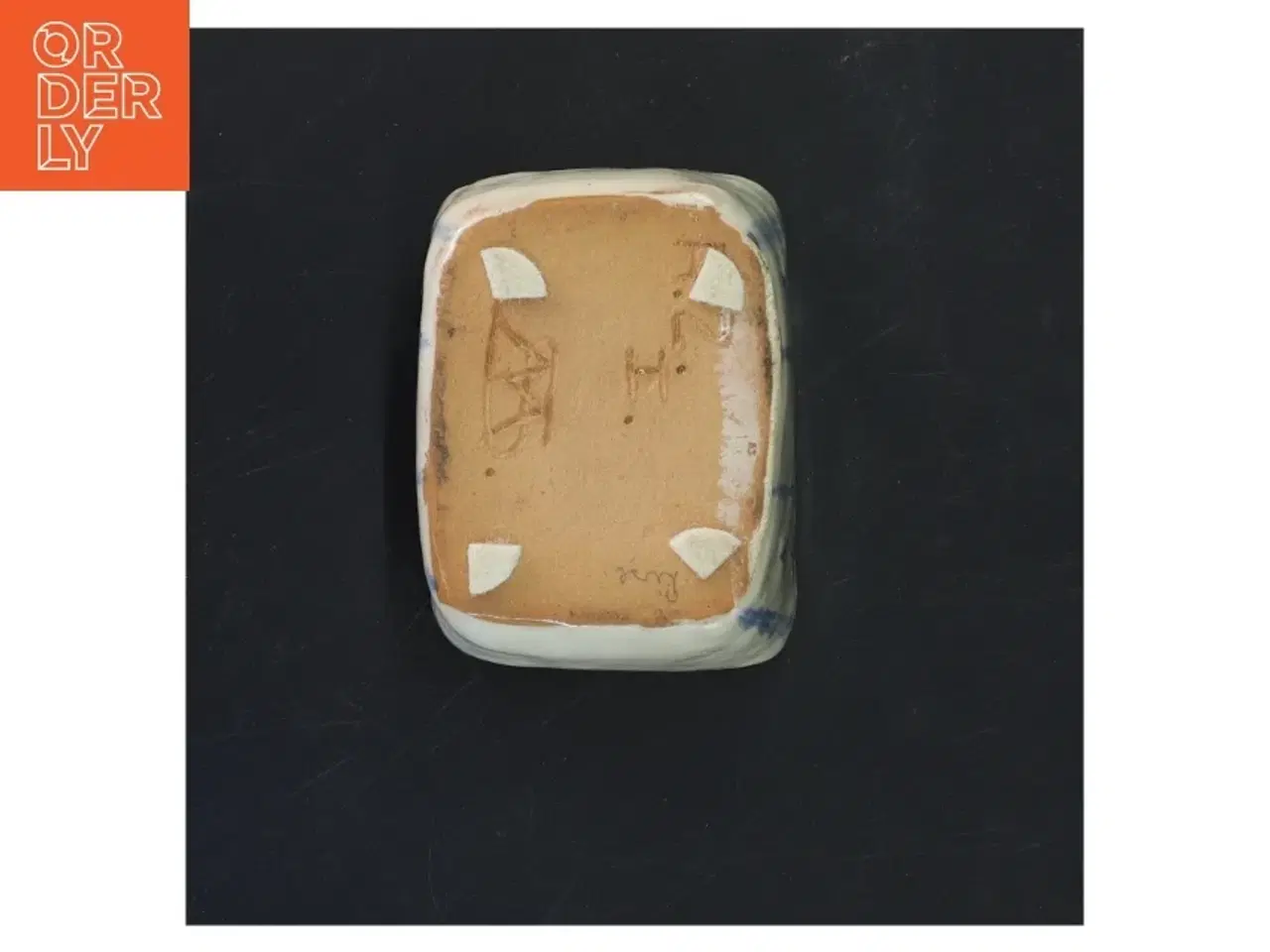 Billede 2 - Keramikbeholder med låg (str. 10x7x7 cm)