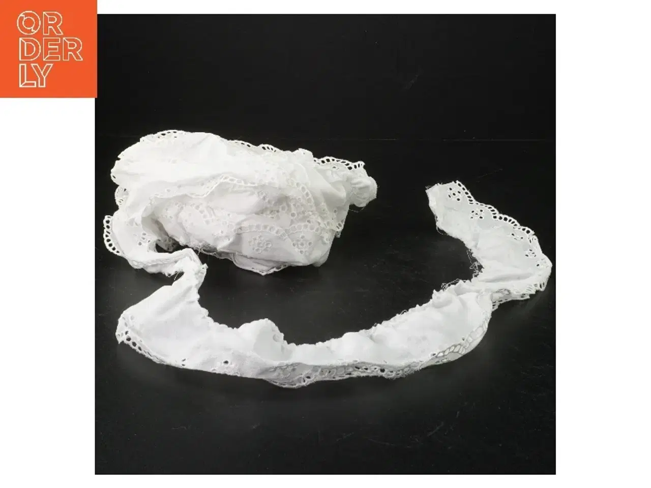 Billede 1 - Hvid feston blondekant (str. 6-7 m)