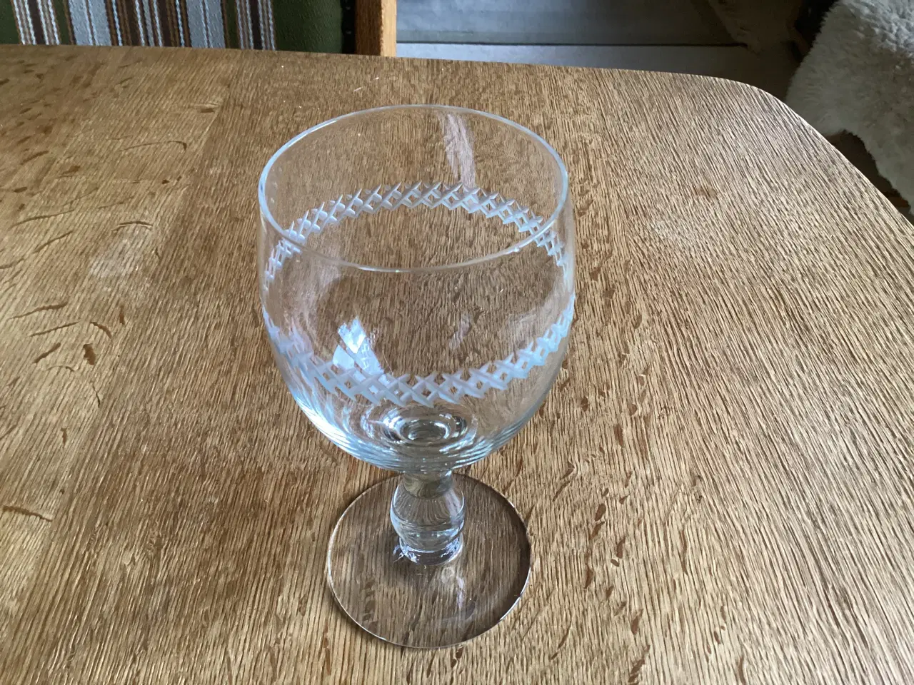 Billede 3 - Øl/Vinglas Holmegårdglas m/krydsslibninger